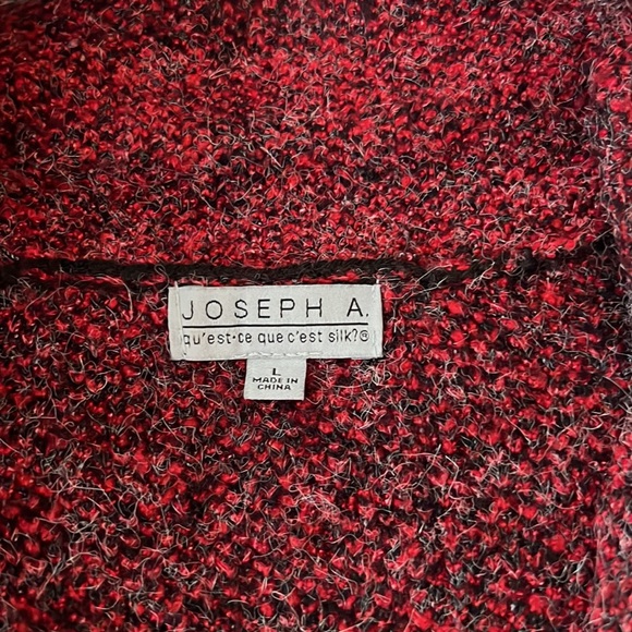 Joseph A Women’s Buffalo Check Sweater - Picture 3 of 4